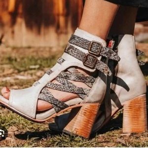 Freebird Tiara ice multi